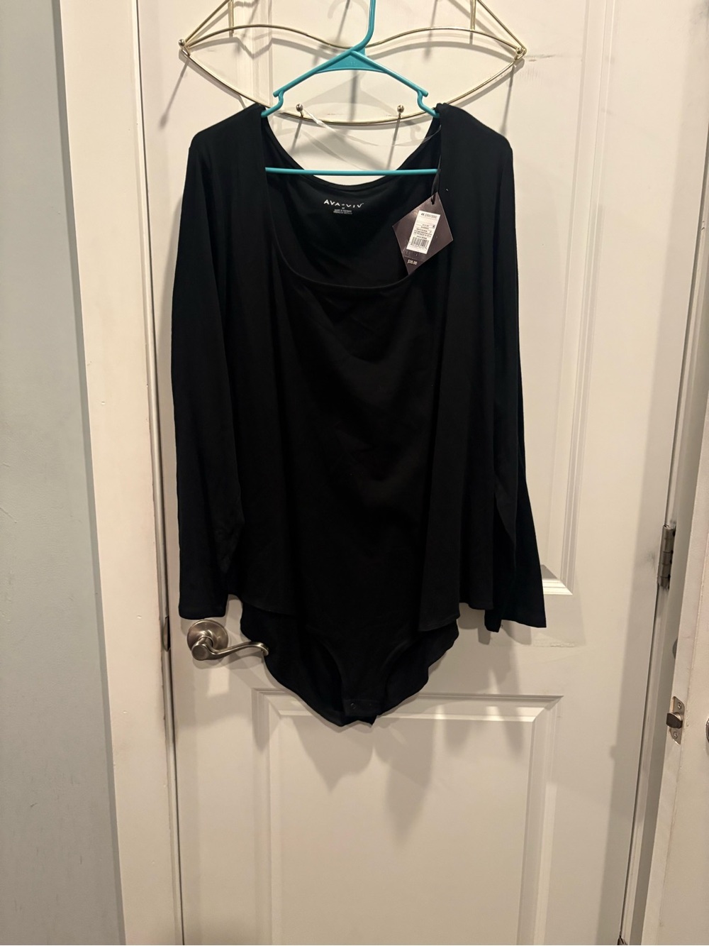 Ava & Viv Black Long Sleeve Scoop Neck Bodysuit